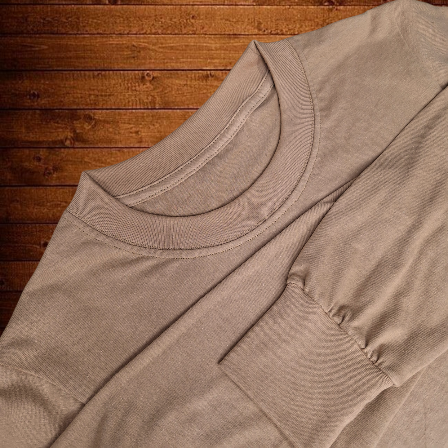 Playera Regular Manga Larga 200gms CAQUI