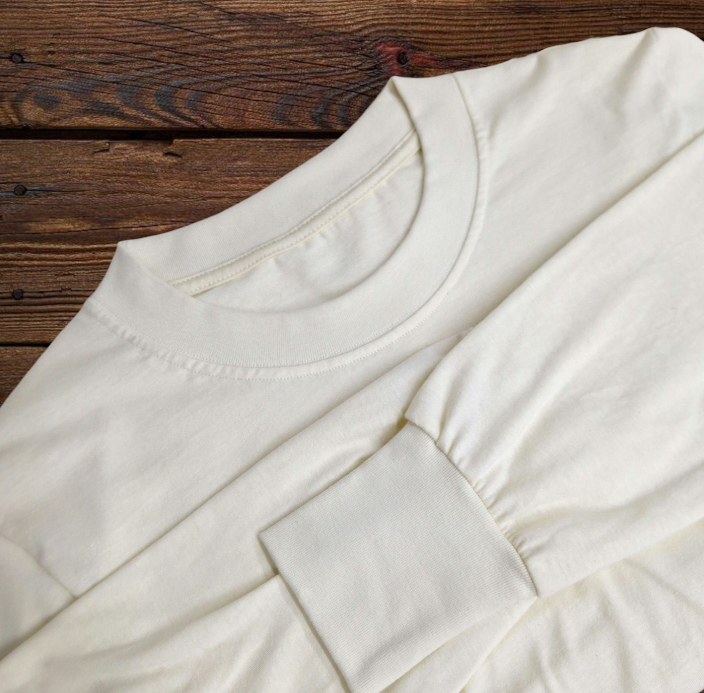 Playera Regular Manga Larga 200gms HUESO